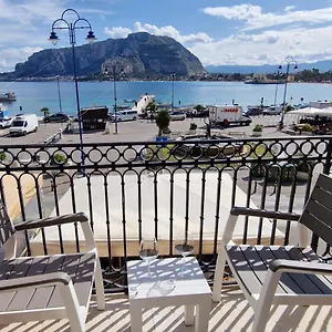 mondello-vista-mare.palermohotels.org/